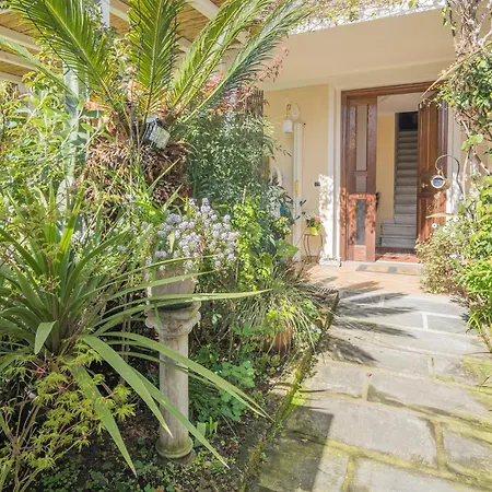 La Bouganville - House With Garden Dei Marmi, Toscana * Forte dei Marmi