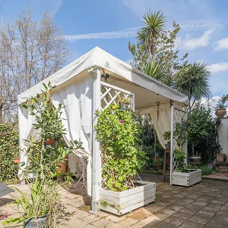 La Bouganville - House With Garden Dei Marmi, Toscana Daire *